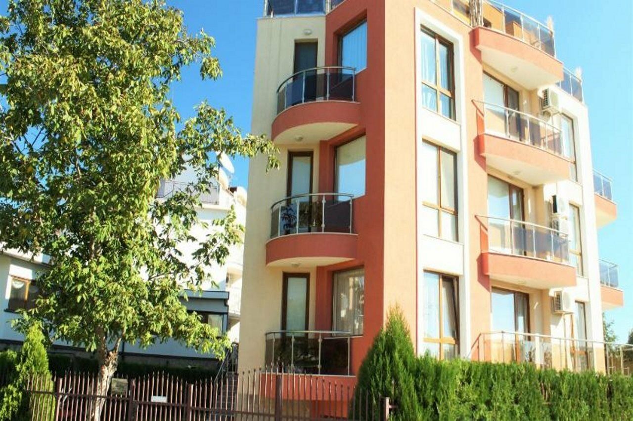 Fantasy Apartments Varna Exterior foto